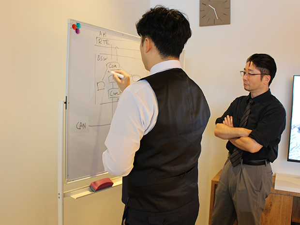 採用　システムエンジニア